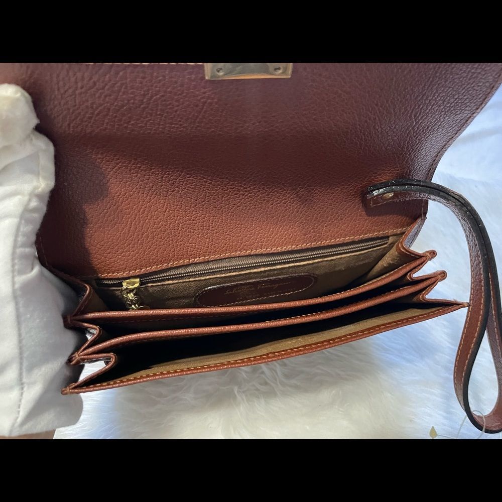 💝Ferragamo💝Clutch💝 - Picture 7 of 14